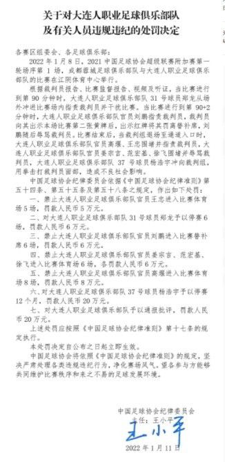 肖央则说《孤注一掷》是一个特别潇洒的电影，在电影院里看到惊心动魄的电影是一种享受